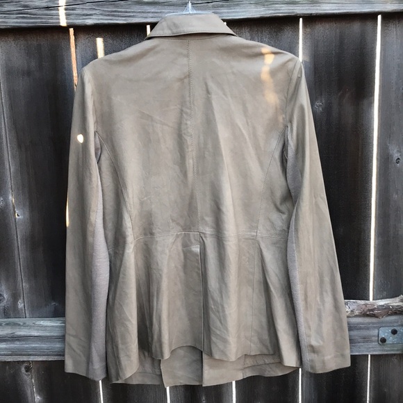 Veda jacket - Picture 3 of 8